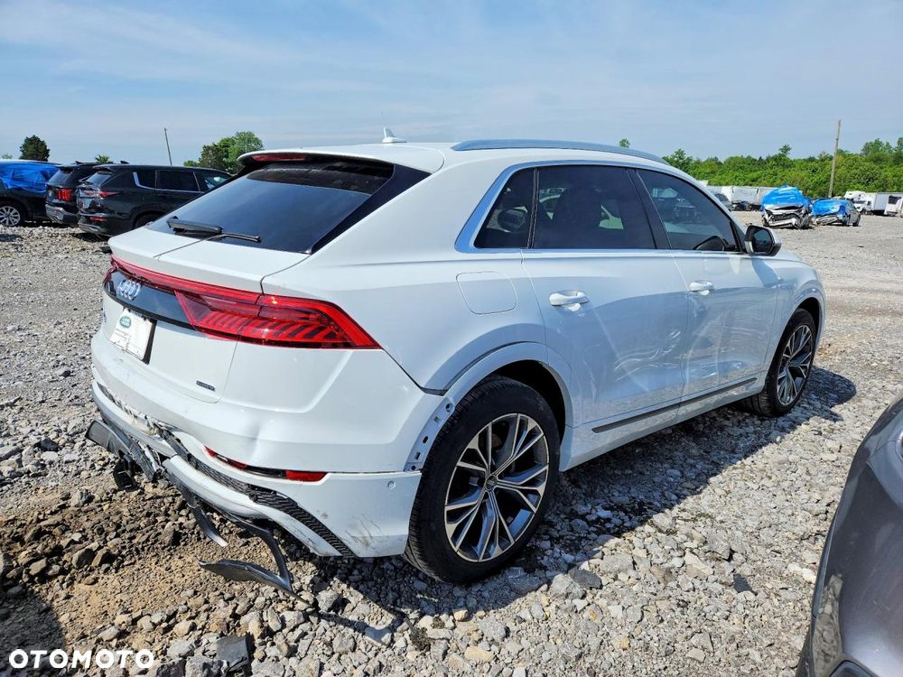 Audi Q8 - 4