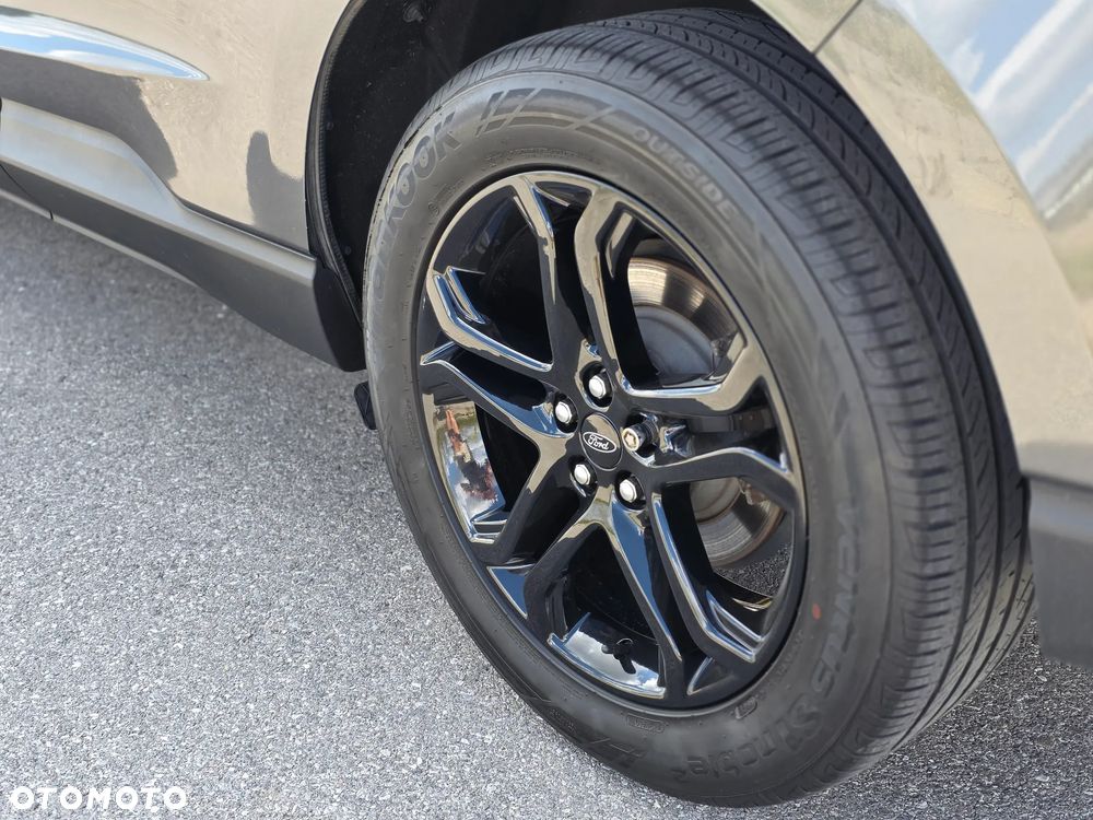 Ford Edge - 5