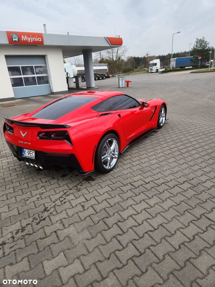 Chevrolet Corvette - 9