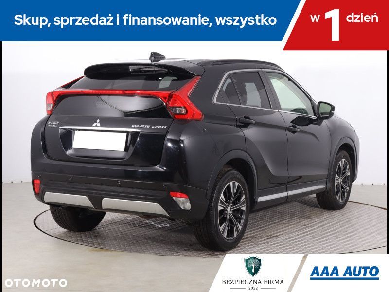 Mitsubishi Eclipse Cross - 6