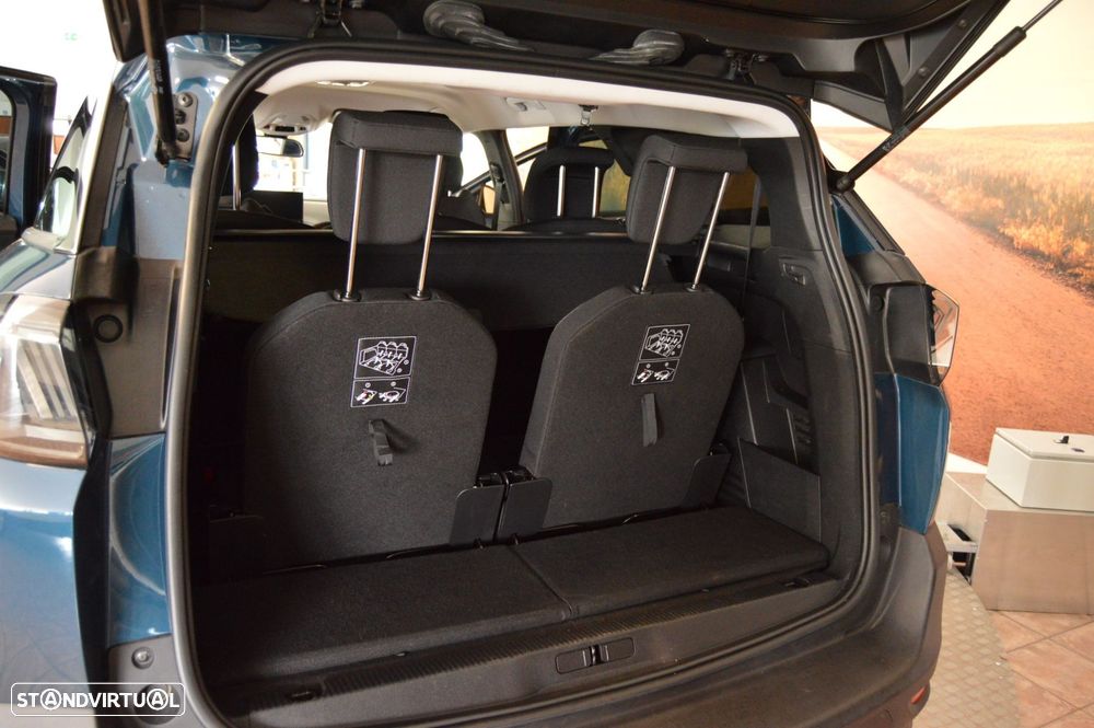 Peugeot 5008 - 13