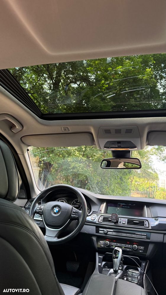 BMW Seria 5 520d Aut. Luxury Line - 8