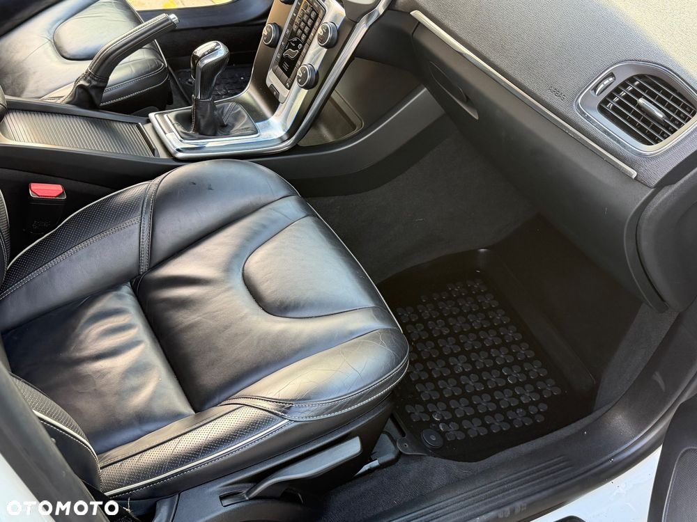 Volvo V40 - 15