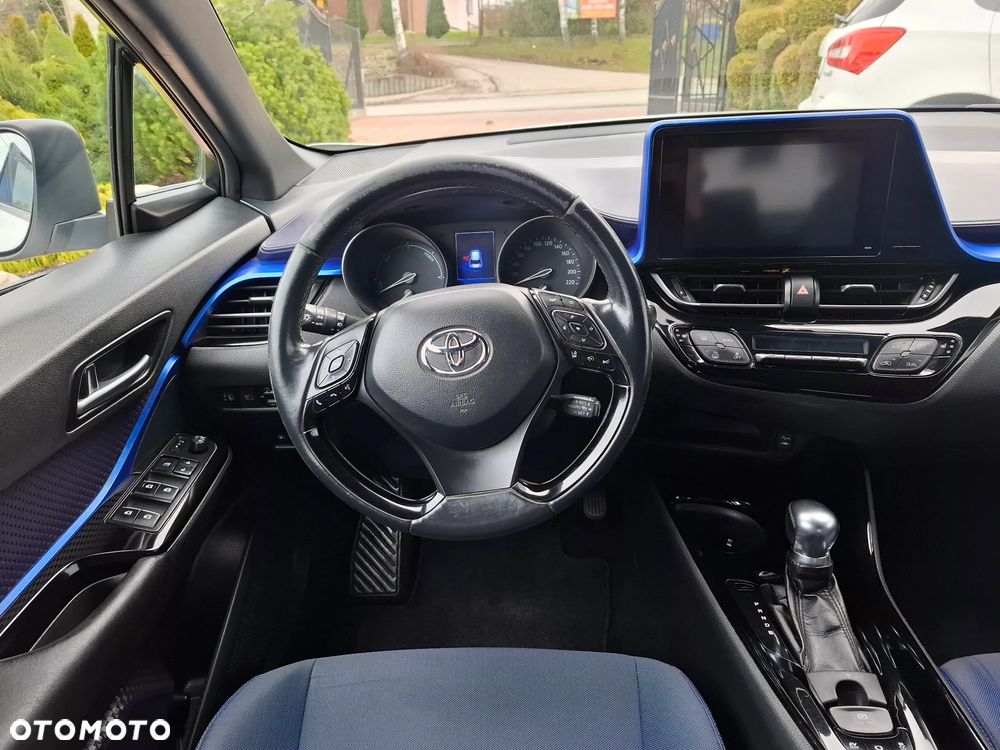Toyota C-HR Style Selection - 11