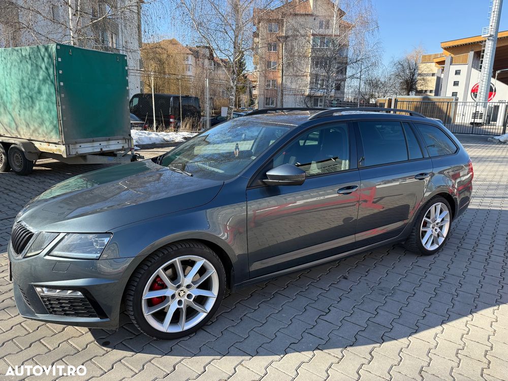 Skoda Octavia 2.0 TDI DSG RS - 3