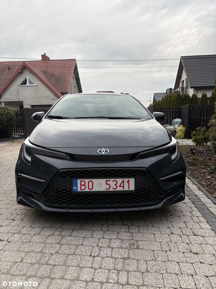 Toyota Corolla - 1