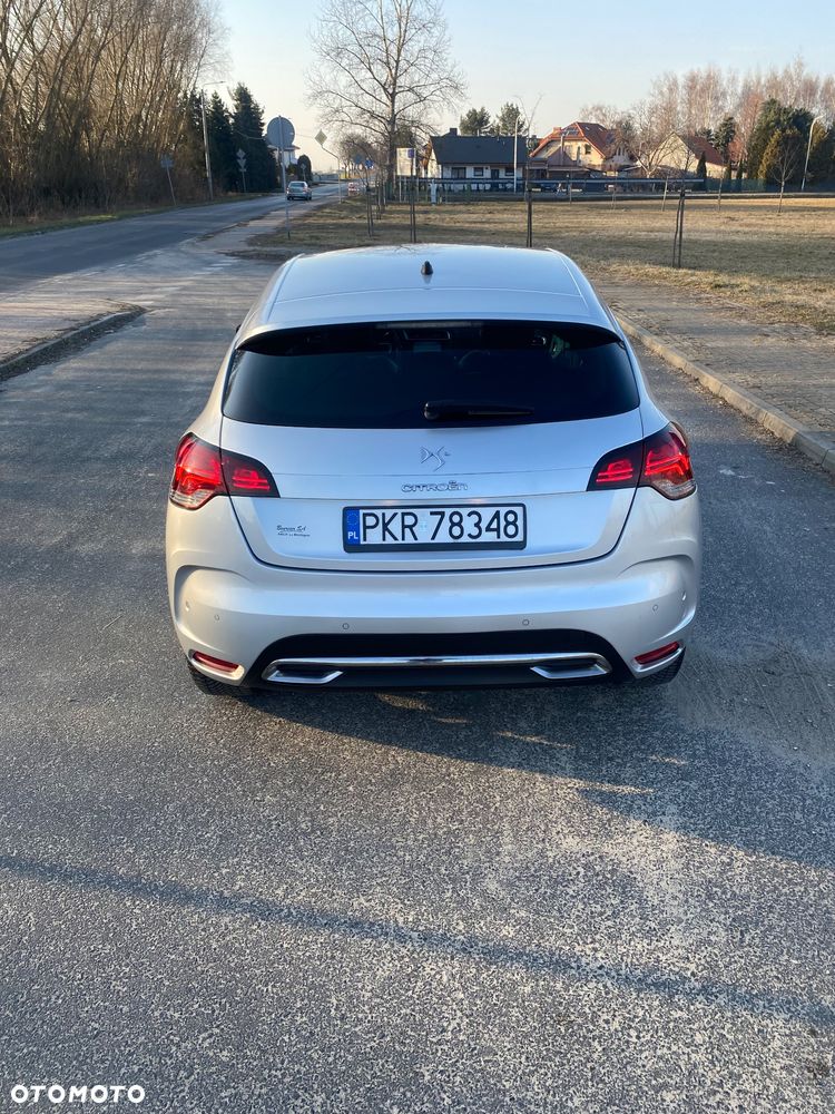 Citroën DS4 HDi 110 Chic - 5