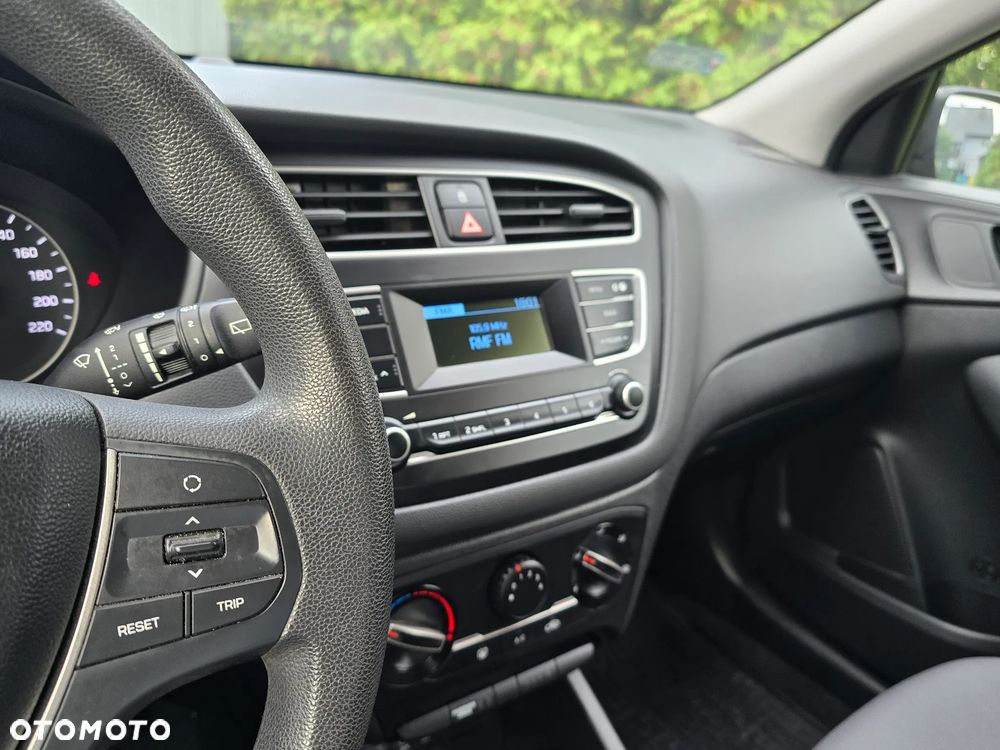 Hyundai i20 1.2 Comfort - 10