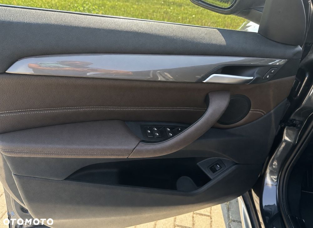BMW X1 xDrive18d xLine - 15