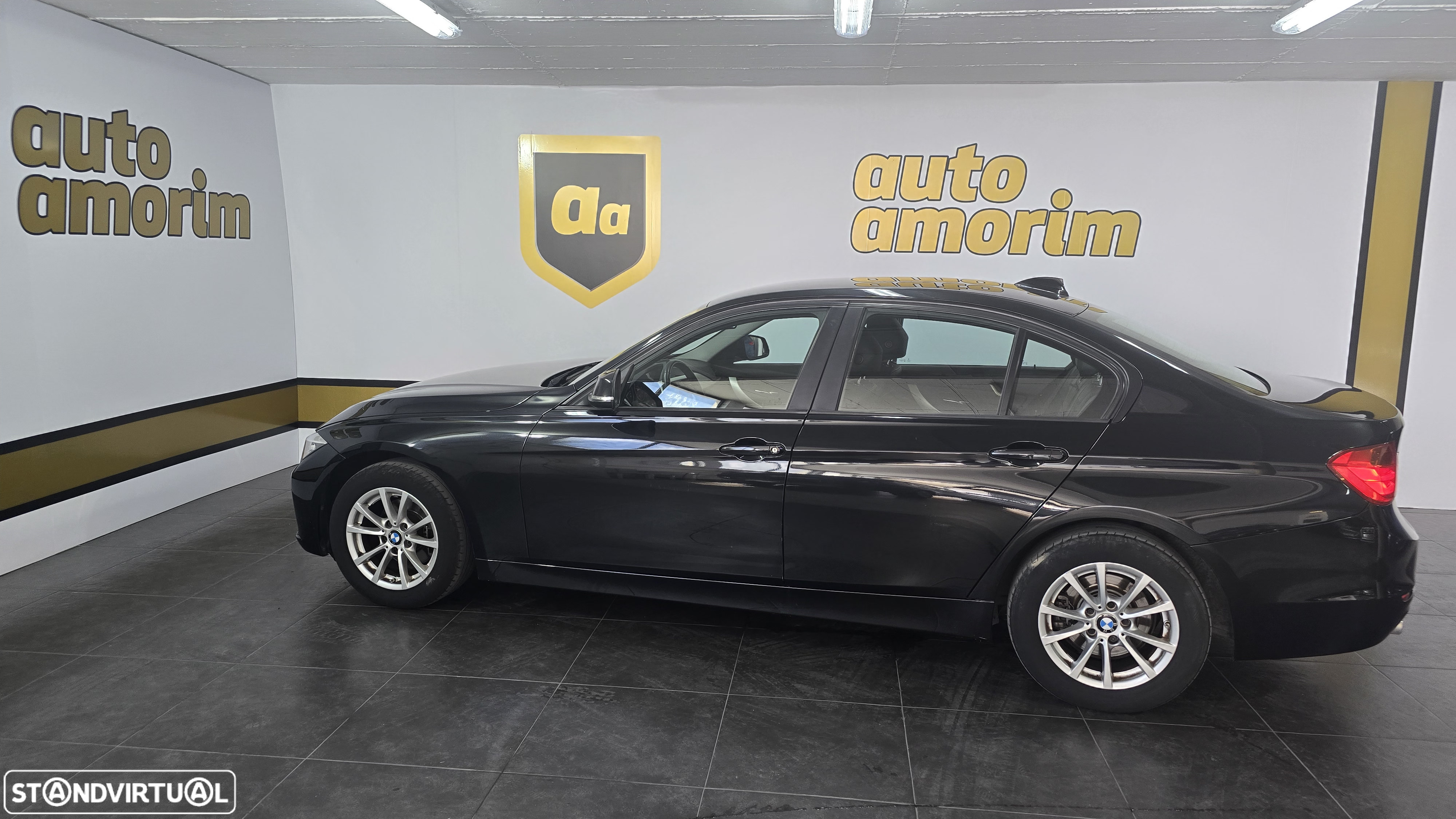 BMW 318 d Auto Exclusive - 13