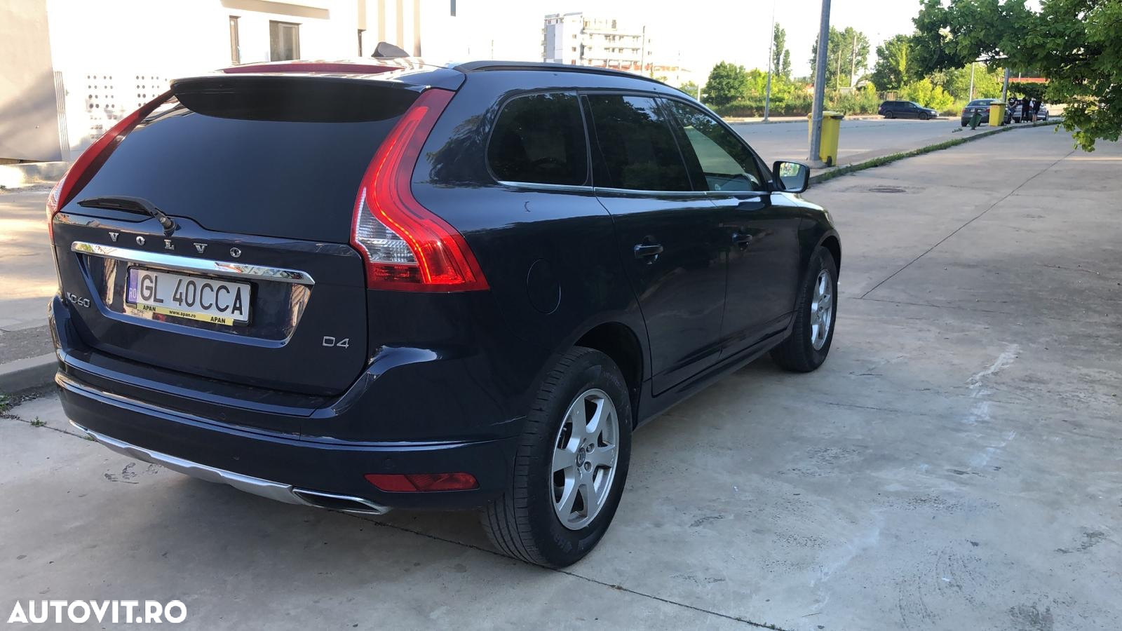 Volvo XC 60 D4 VEA Start-Stop Kinetic - 3