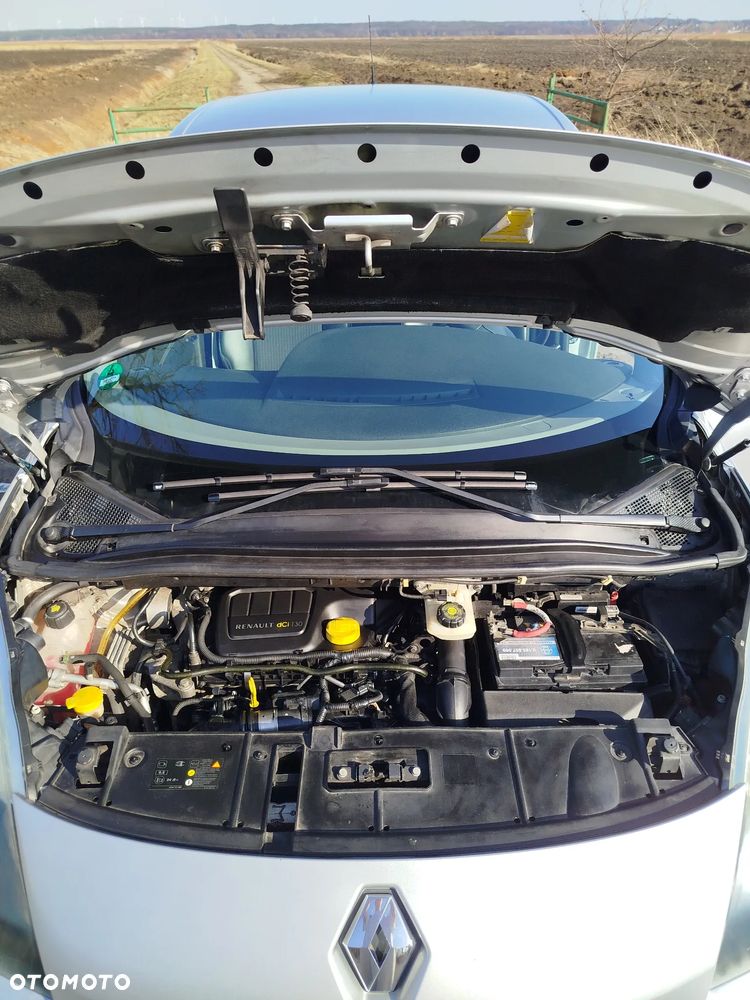 Renault Scenic Energy dCi 130 Start & Stop Bose Edition - 26