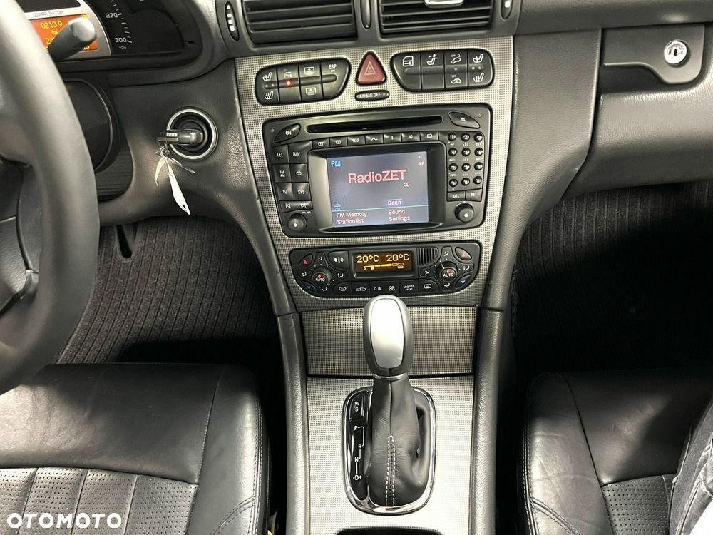 Mercedes-Benz Klasa C 32 AMG - 27