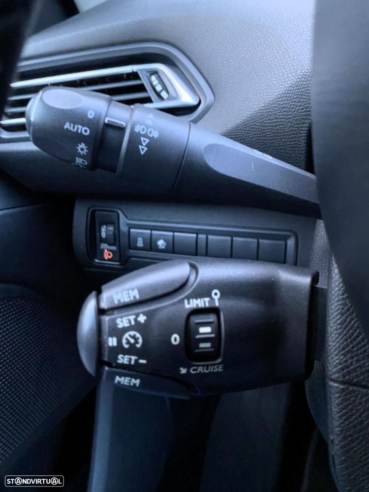 Peugeot 308 SW 1.6 BlueHDi Style - 14