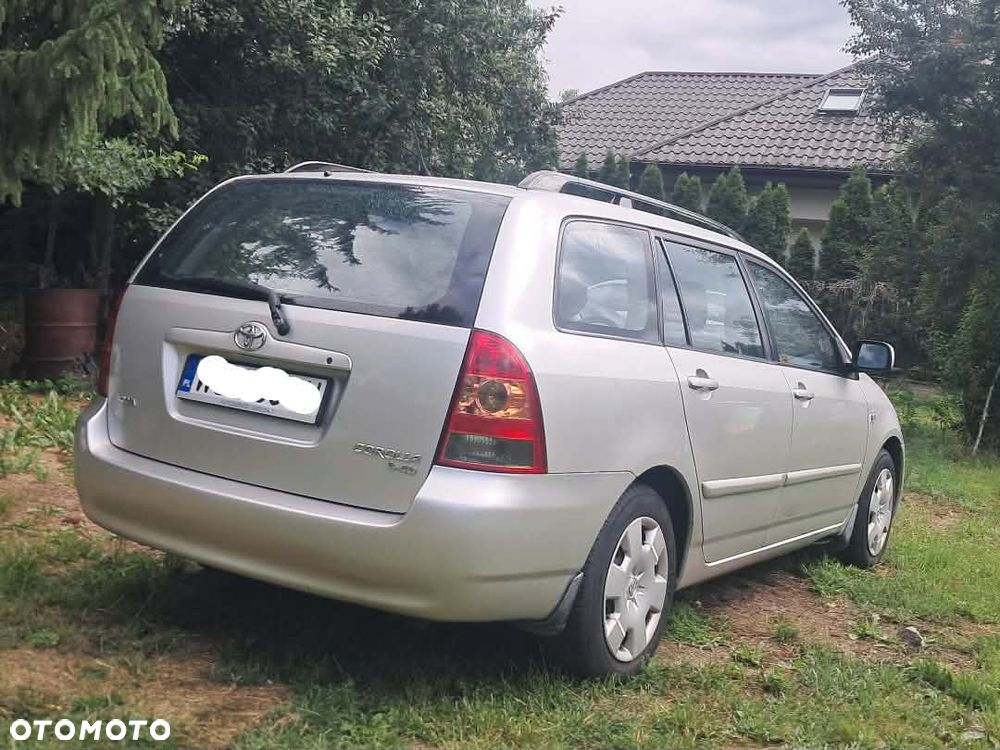 Toyota Corolla 1.4 D-4D - 5