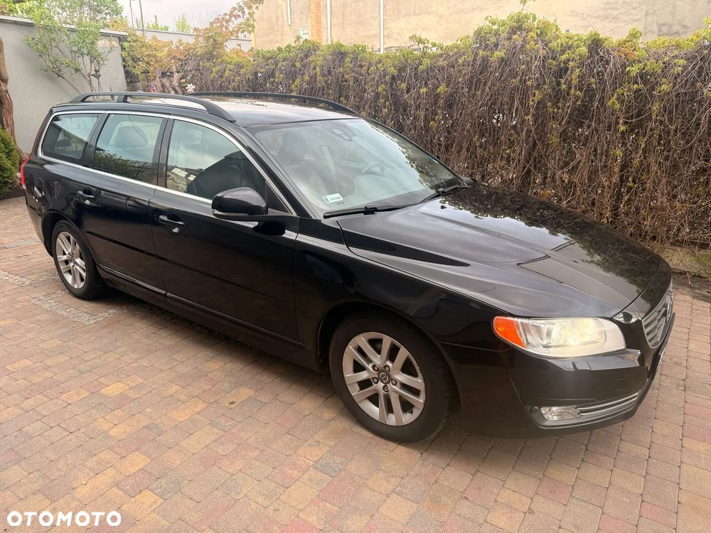 Volvo V70 D2 Summum - 1