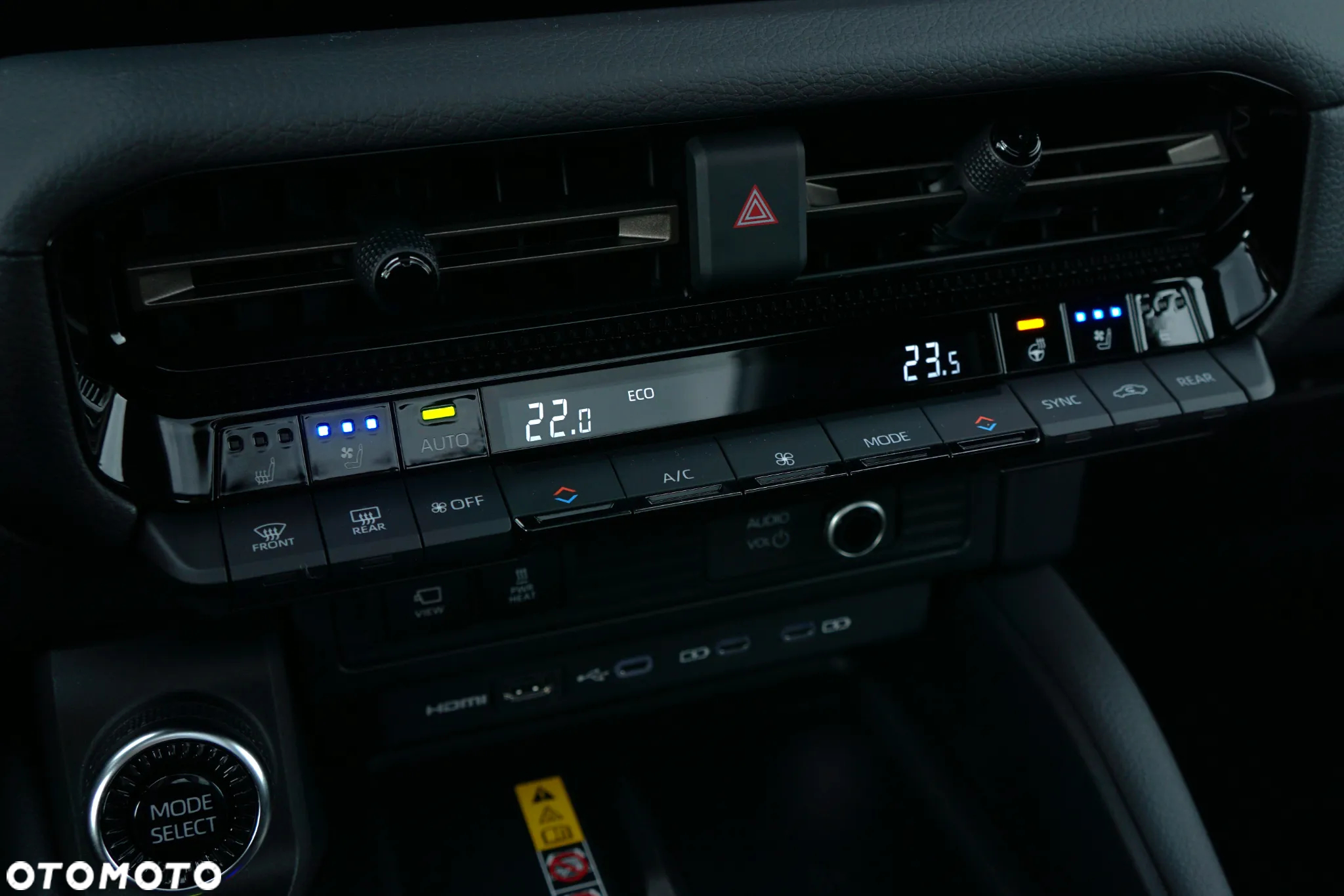 Toyota Land Cruiser - 28