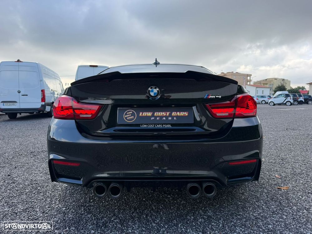 BMW M4 Auto - 25