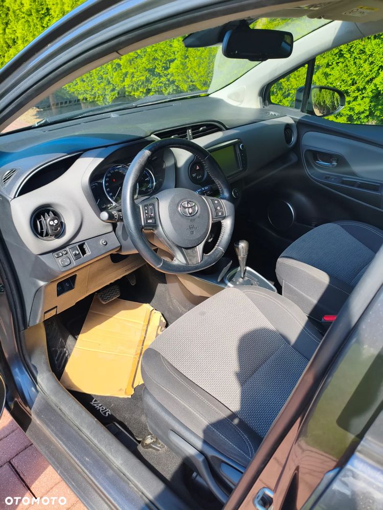 Toyota Yaris - 13
