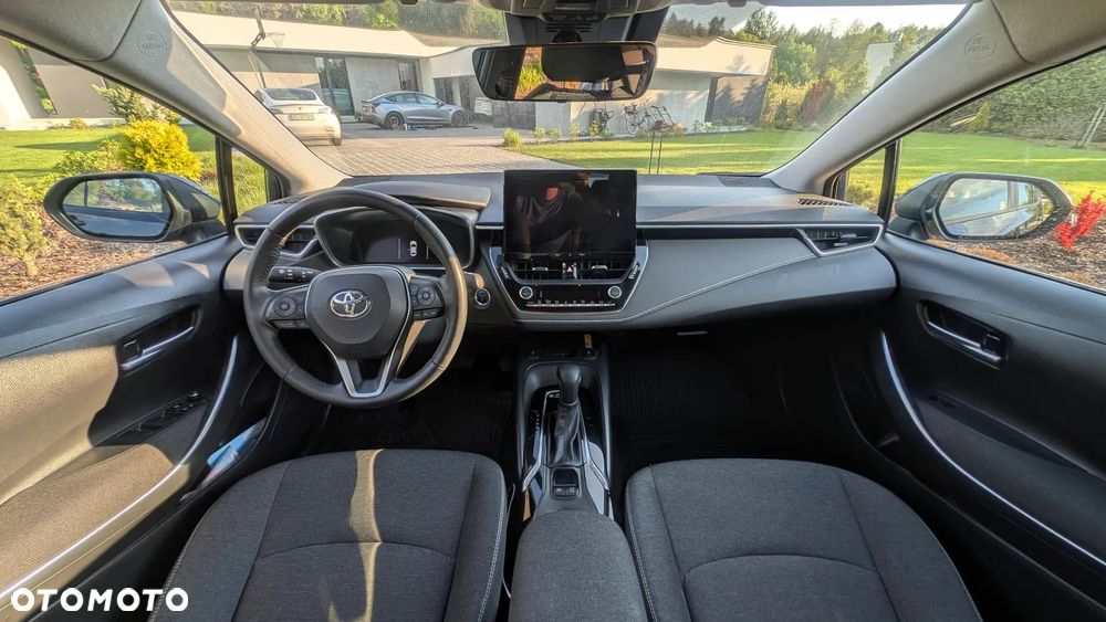 Toyota Corolla 1.8 Hybrid Comfort - 13