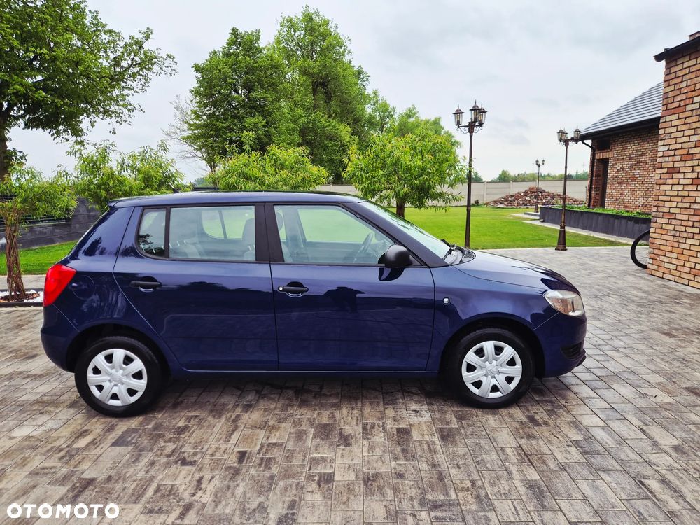 Skoda Fabia - 10