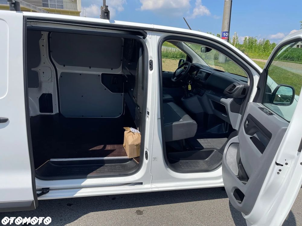 Peugeot Expert - 8