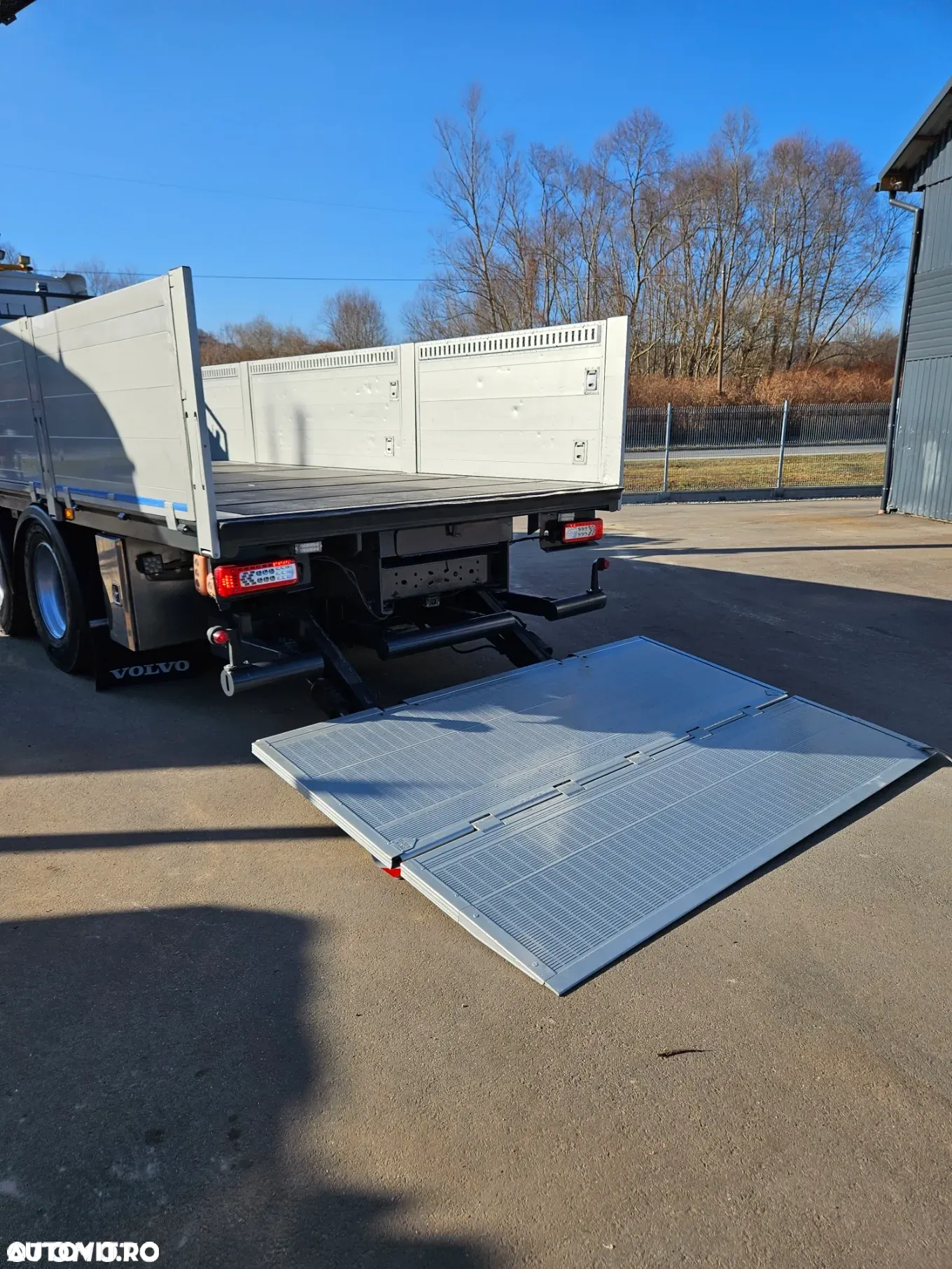 Volvo FMX 450 6X4 - 32