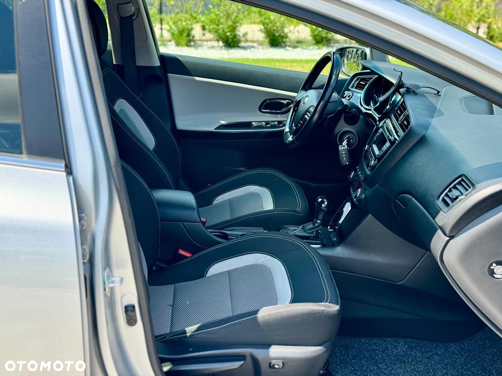 Kia Ceed 1.6 GDI DCT Platinum Edition - 34