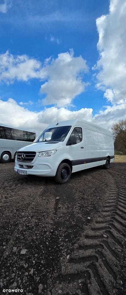 Mercedes-Benz Sprinter - 1