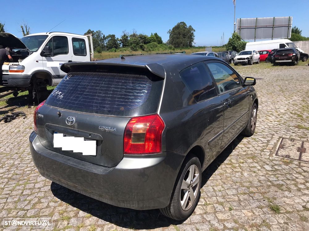 Toyota Corolla E12 2.0 D-4D 3P 2002 - Para Peças - 8
