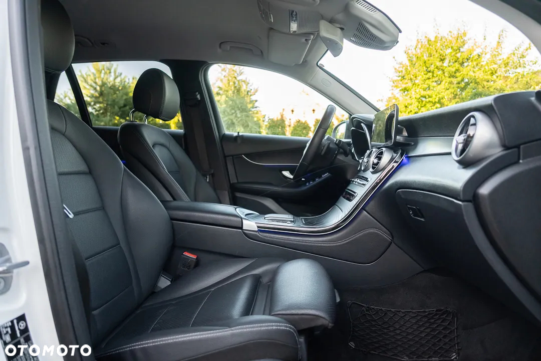 Mercedes-Benz GLC 220 d 4Matic 9G-TRONIC - 27
