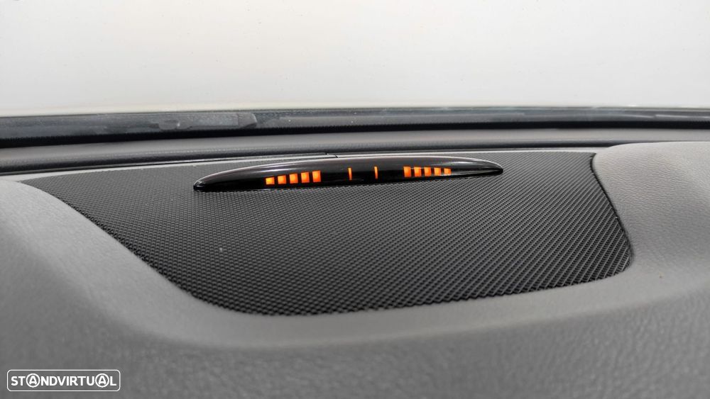 Mercedes-Benz A 200 CDi BE AMG Sport - 28