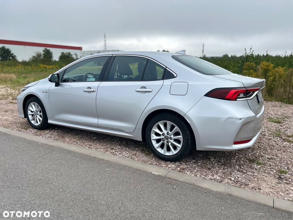 Toyota Corolla 1.8 Hybrid Comfort - 11