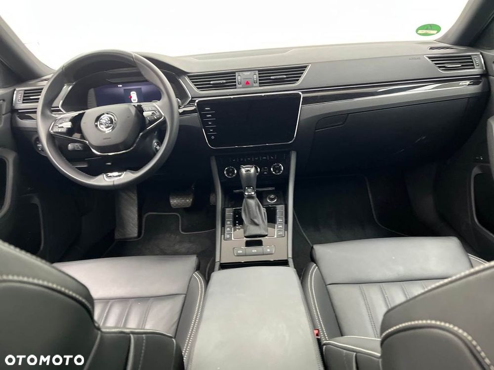 Skoda Superb 2.0 TDI SCR 4x4 L&K DSG - 5