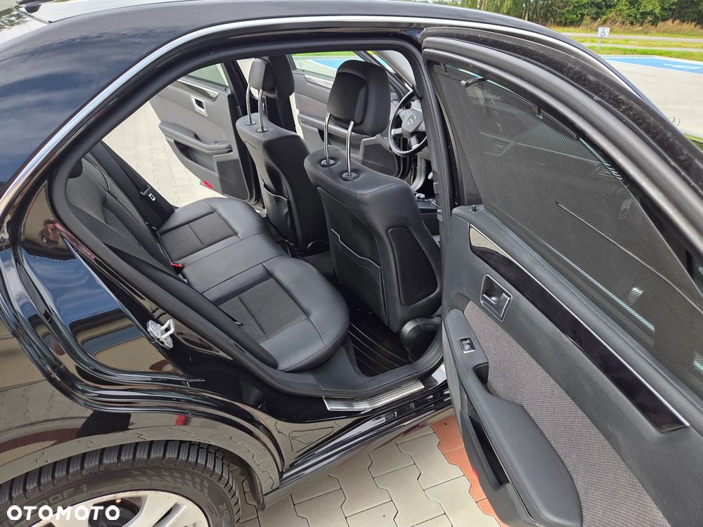 Mercedes-Benz Klasa E 250 CGI BlueEff Avantgarde - 18