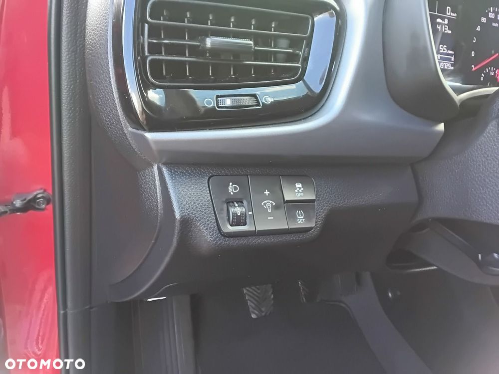 Kia Rio - 31