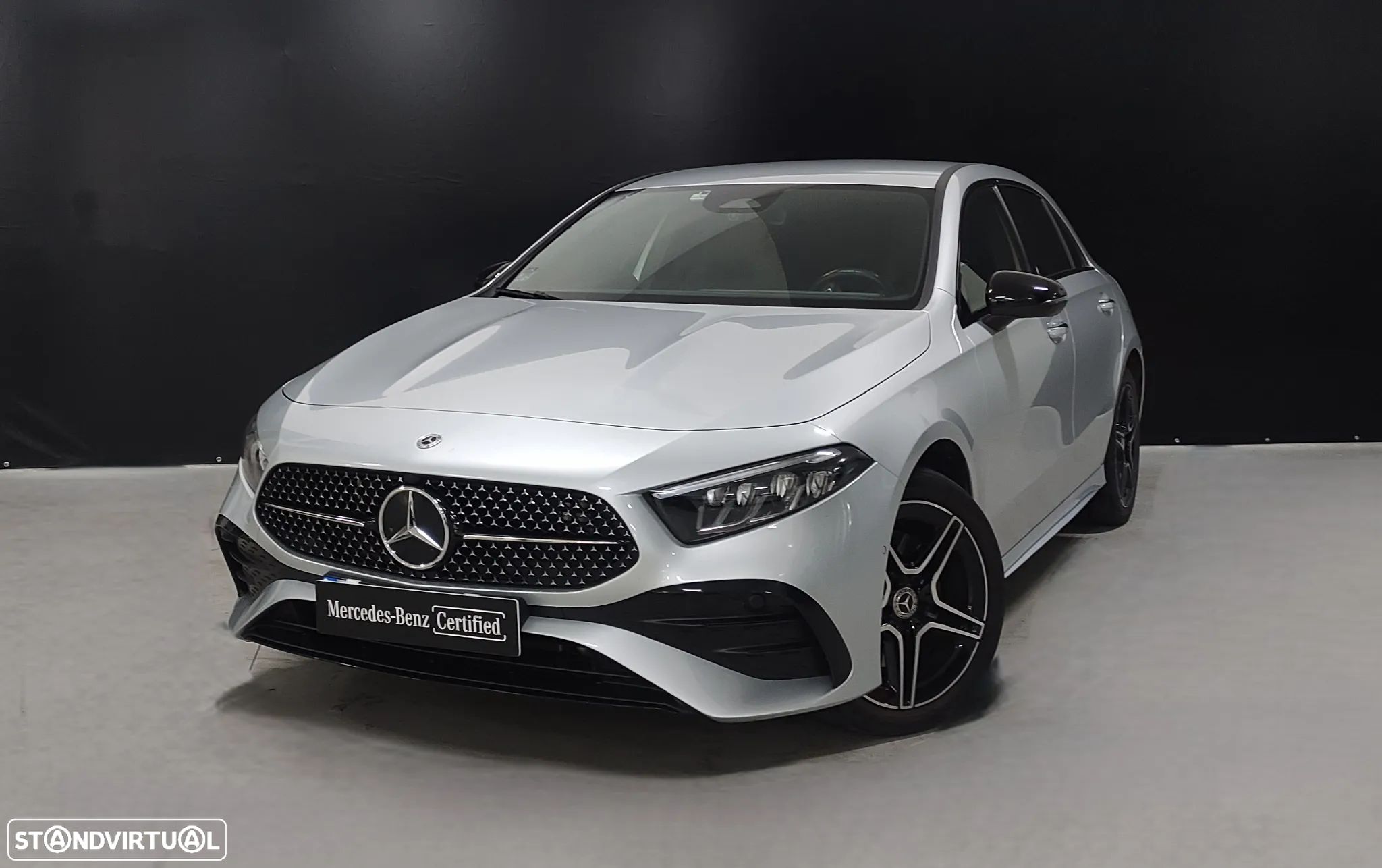 Mercedes-Benz A 250 e AMG Line - 1