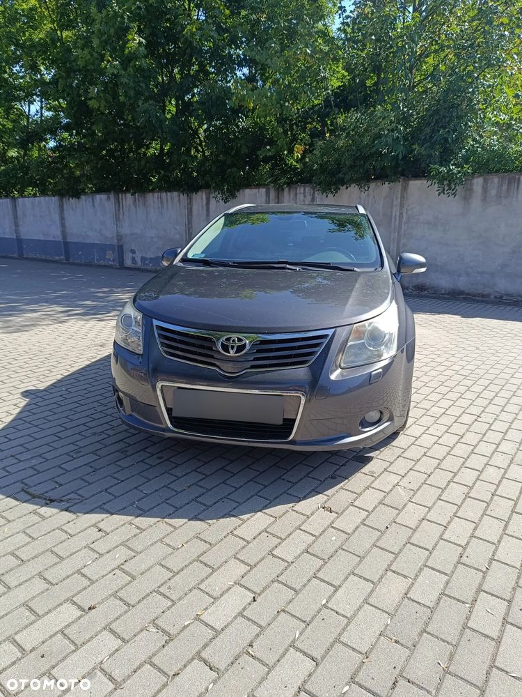 Toyota Avensis 2.0 D-4D Premium - 6