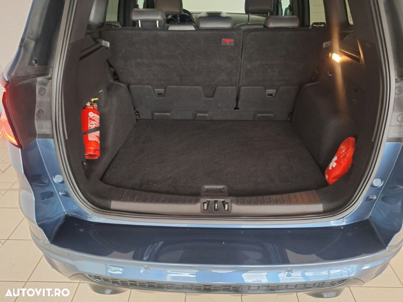 Ford Kuga 2.0 TDCi 4WD Powershift ST-Line - 10