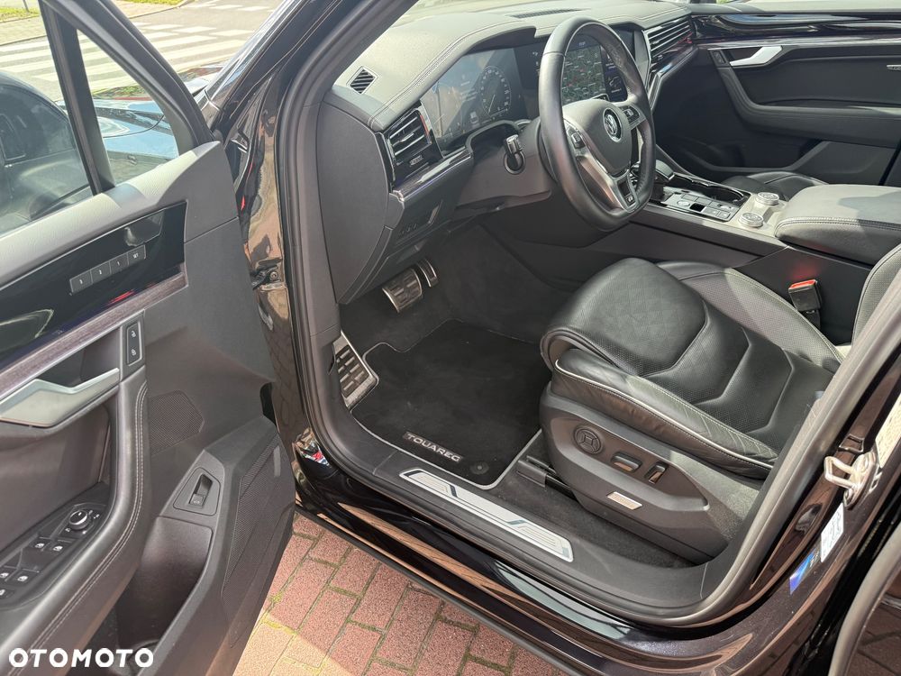 Volkswagen Touareg 3.0 V6 TDI SCR 4Mot R-Line - 8