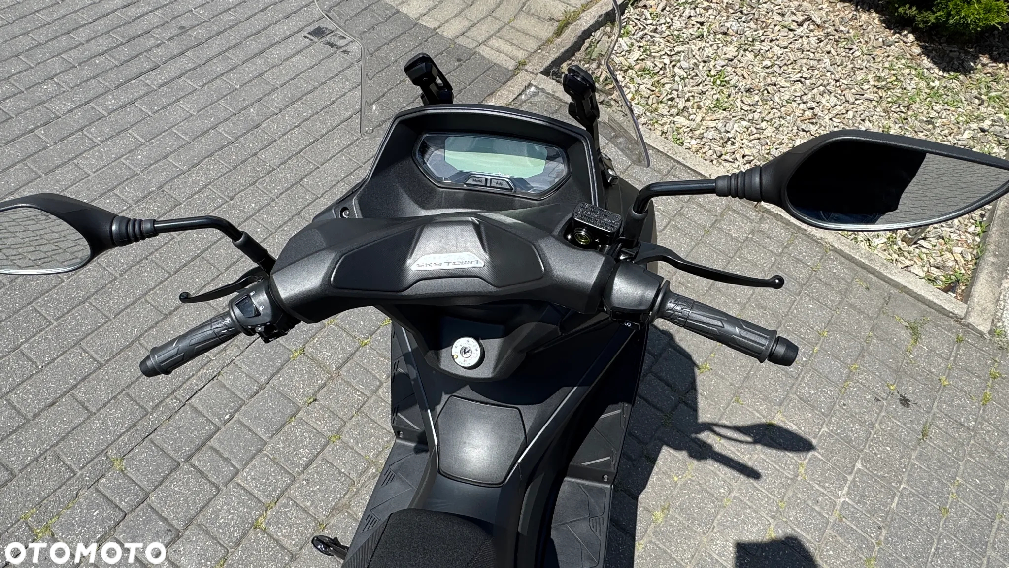 Kymco Skytown - 3