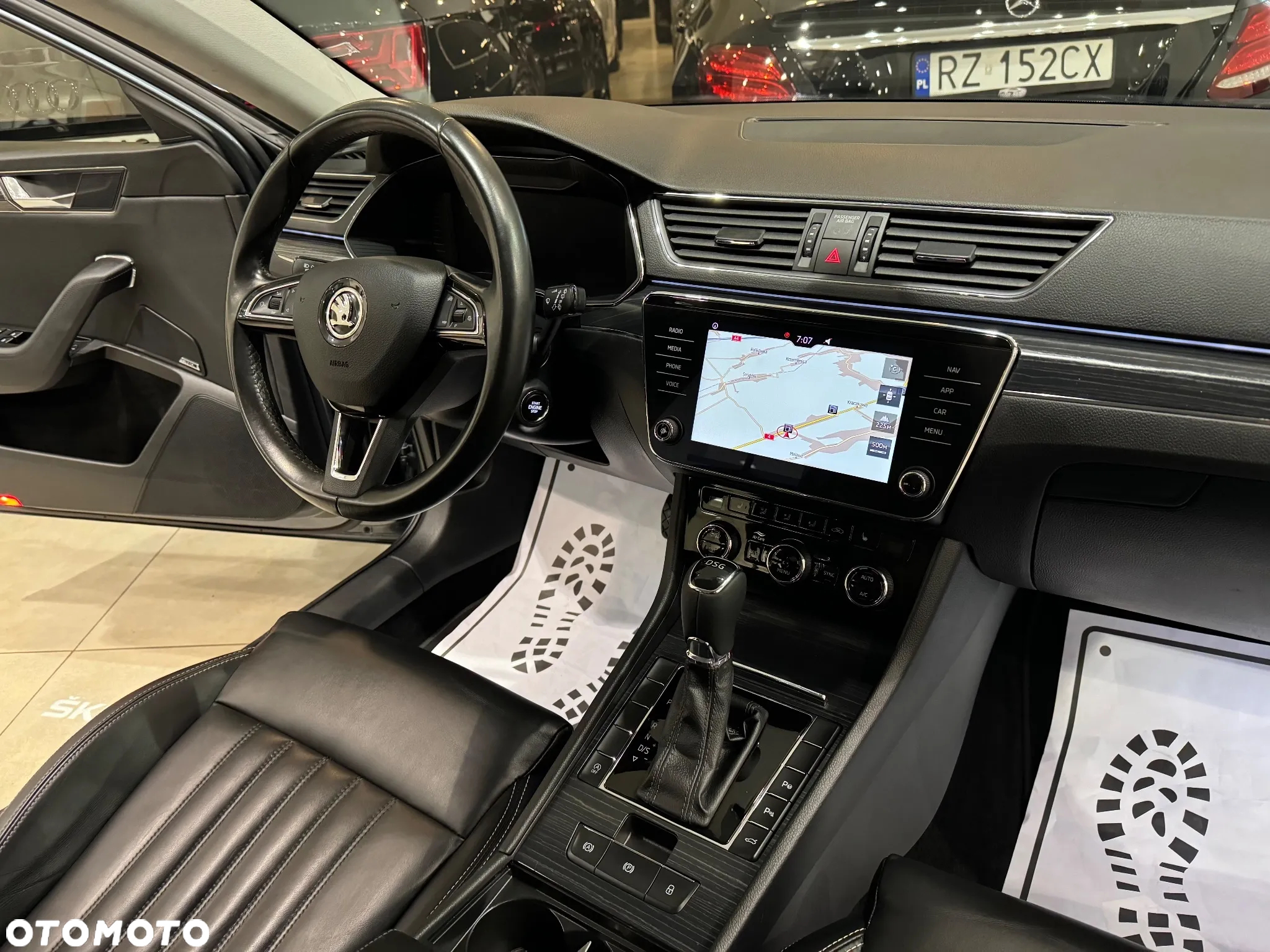 Skoda Superb 1.5 TSI ACT Sportline DSG - 38
