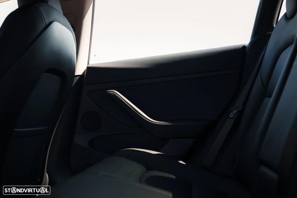 Tesla Model 3 Performance Dual Motor AWD - 18