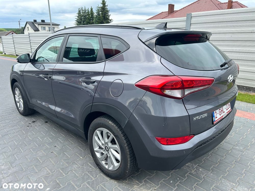 Hyundai Tucson 1.7 CRDI BlueDrive Comfort 2WD - 10
