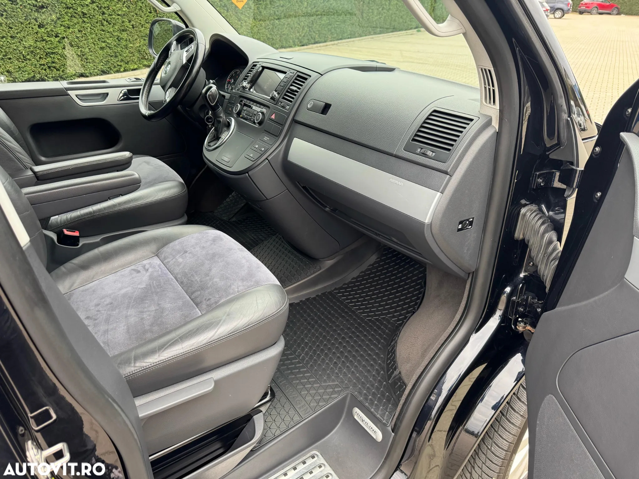Volkswagen Multivan - 7