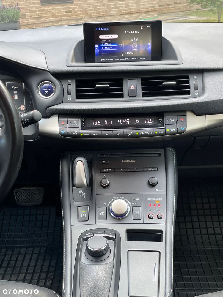 Lexus CT 200h Elegance - 9