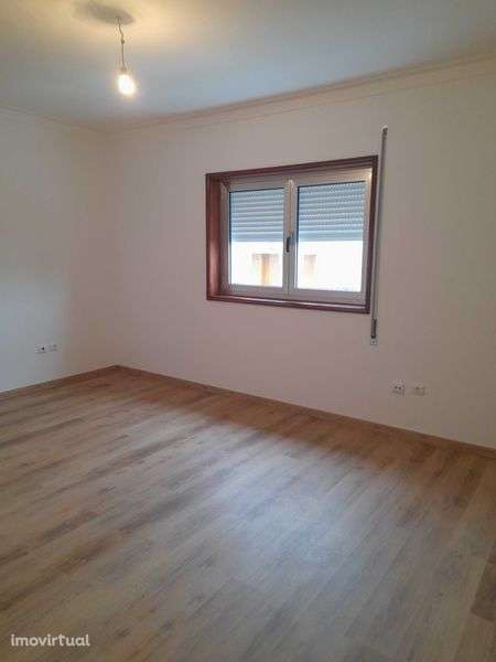 Arrenda-se T3 no centro de Gondomar - Grande imagem: 2/12