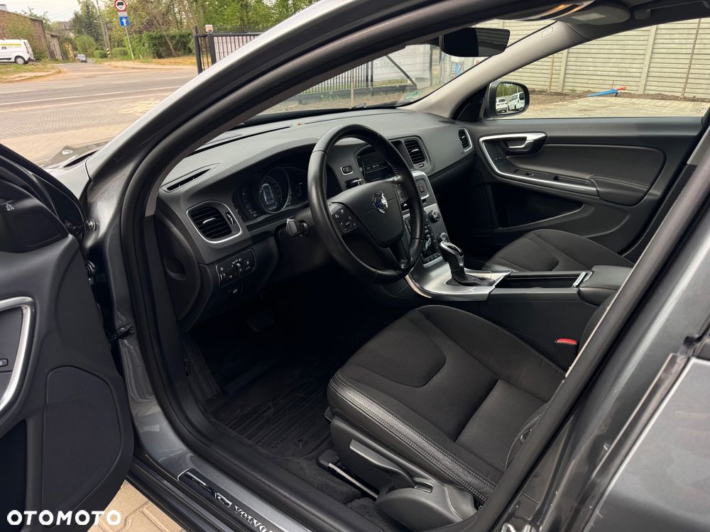 Volvo V60 D3 Drive-E Summum - 9