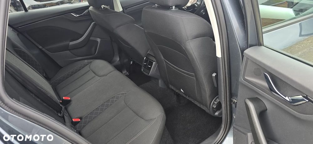 Skoda Kamiq 1.0 TSI Drive - 27