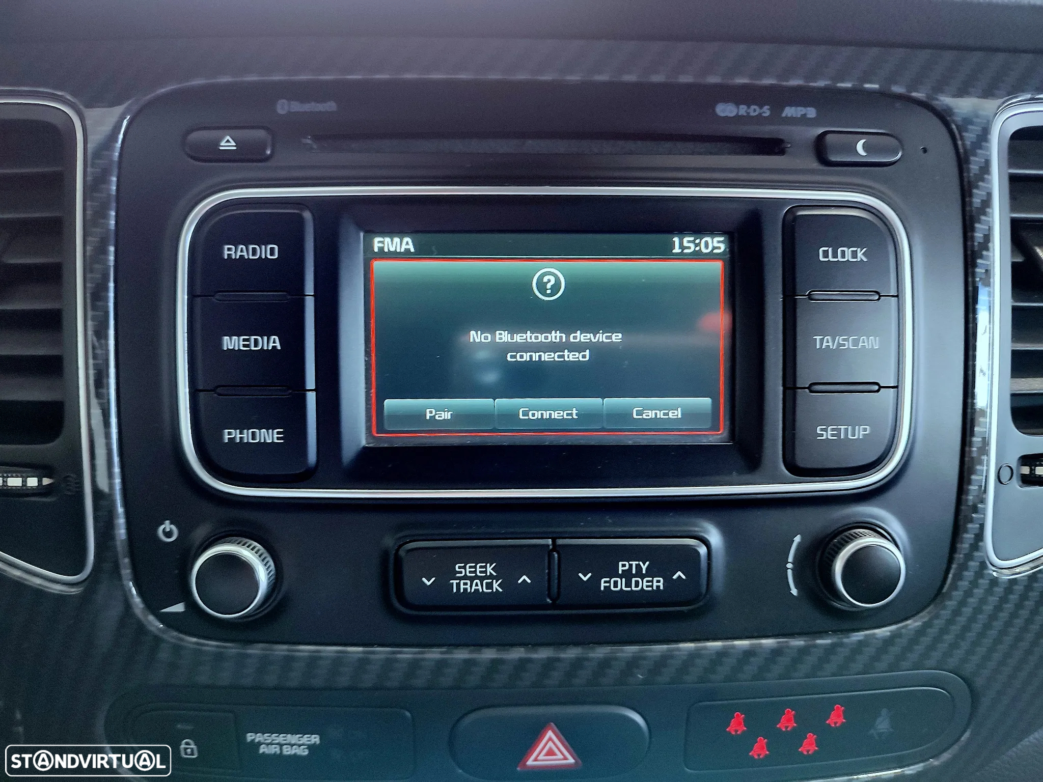 Kia Carens 1.7 CRDi ISG TX - 20